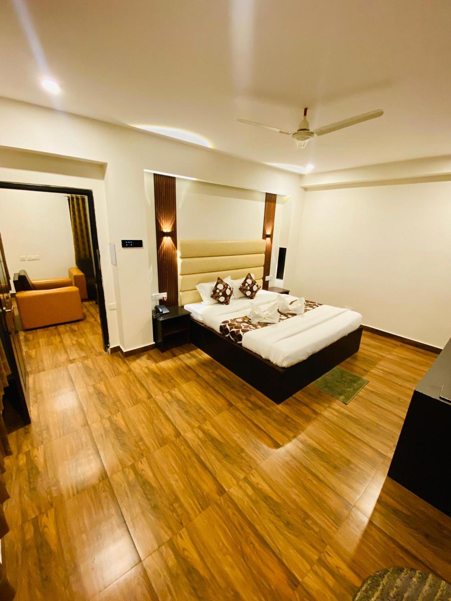 Shloka Residency Ξενοδοχείο Shamshabad Εξωτερικό φωτογραφία